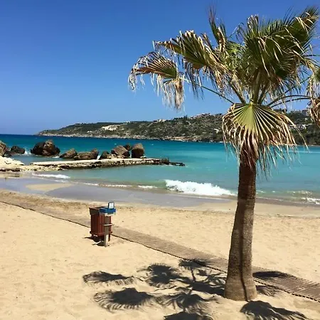ζορμπάς Ξενοδοχείο